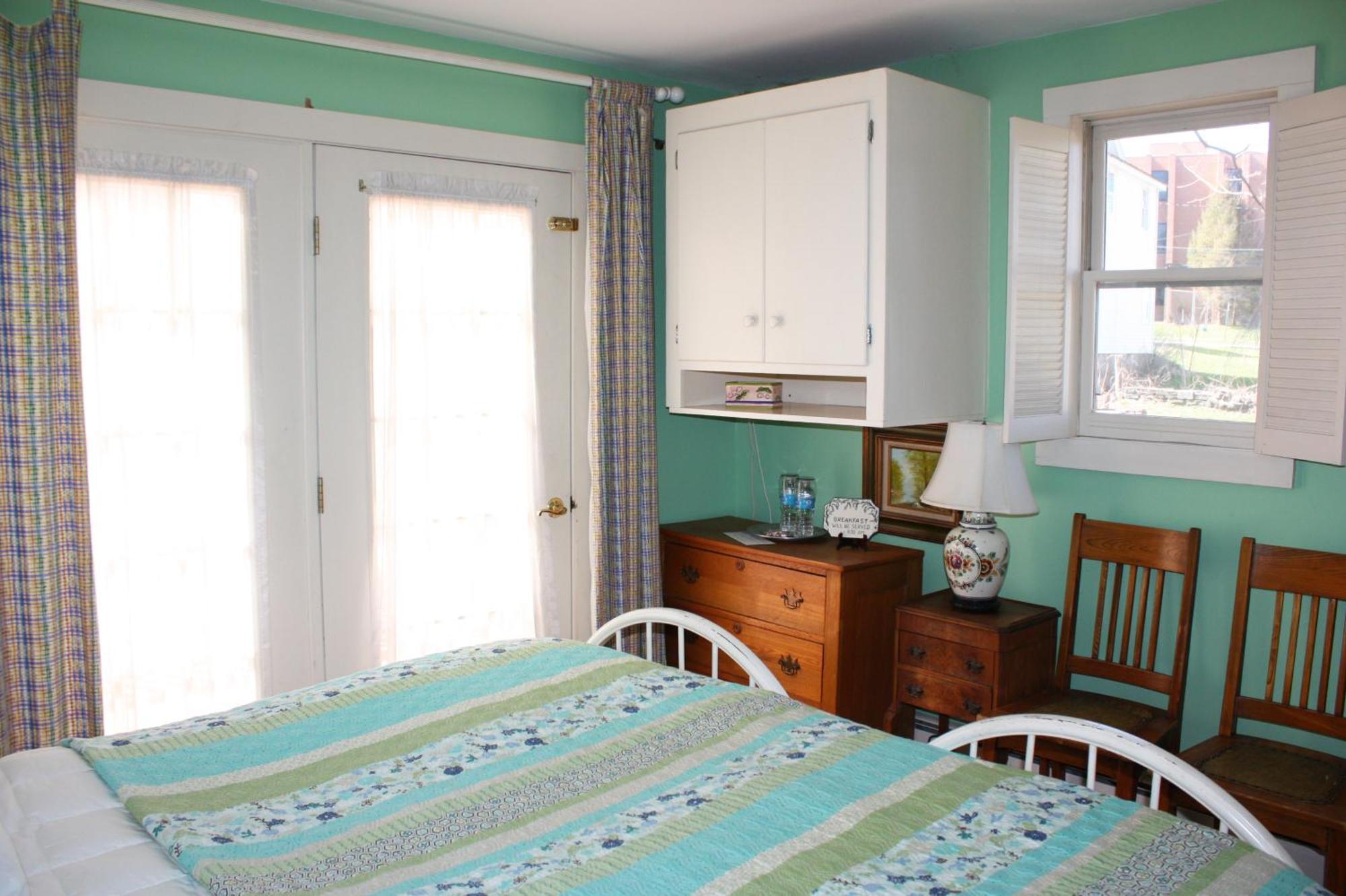 The White House Inn Cooperstown Quarto foto